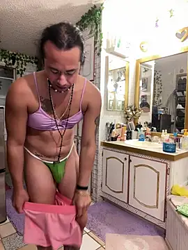 دردشة TranSexualJade95 الجنسية المباشرة