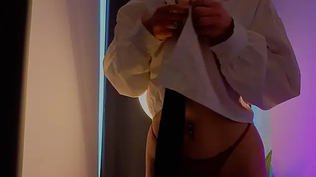 LauraHansil Live XXX Chat