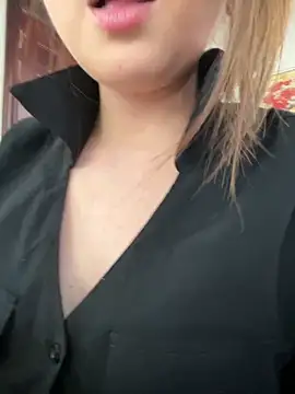 Lola666999 网络视讯表演