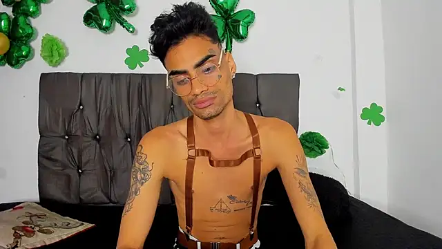 Živý XXX chat Gay_Red_Room