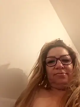 gisela27 – Live XXX-chat