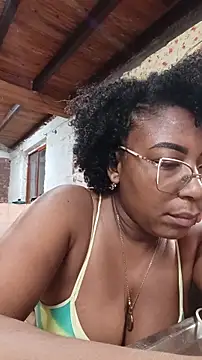 Chat +18 de ChanneldelaCroix ao vivo