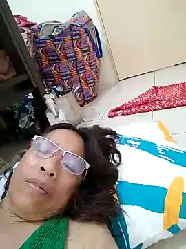 Chat +18 de HotsexyNaughtysweetbaby ao vivo