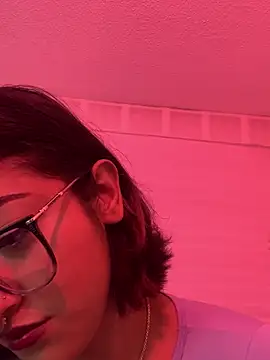 LilithMonette: απευθείας συνομιλί α ΧΧΧ