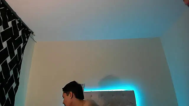 stanandrose_ Adlı Modelin Web Kamerası Şovu