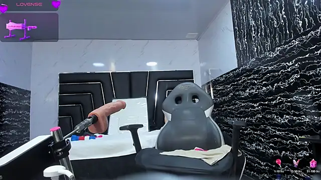 Chat XXX en directo de Ladyy_Scarlett