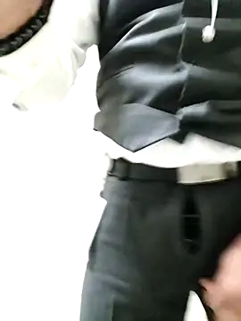 SADDLECOCK 即時 XXX 聊天