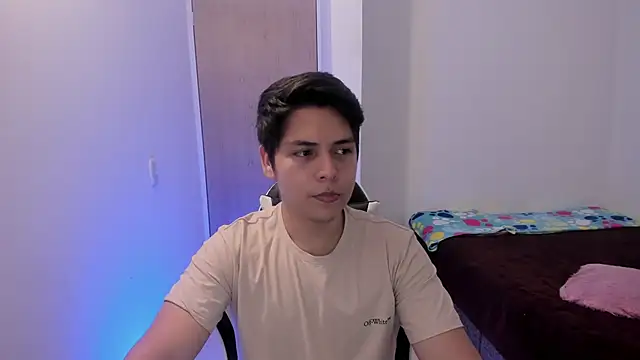 Webkamerová show Asta_YunoXXX