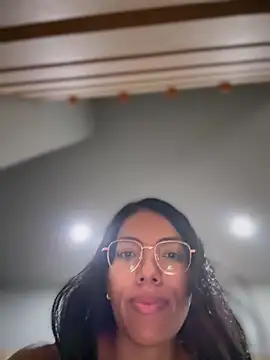 SheenaBrooke Adlı Modelin Web Kamerası Şovu