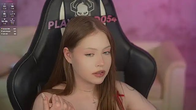 Chat +18 de Esmie_Smile ao vivo