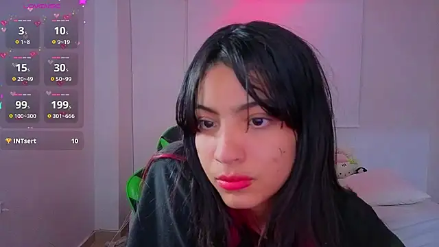 Chat +18 de Lovelyamyy ao vivo