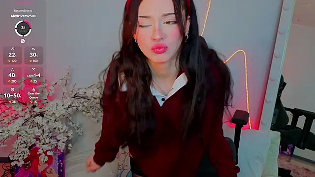 Adetta 现场XXX聊天