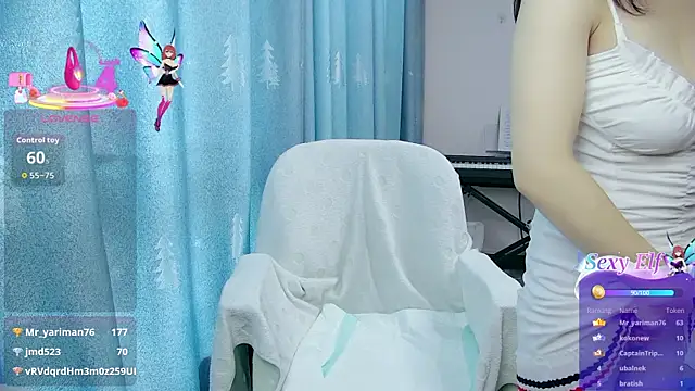 BaomiのライブXXXチャット