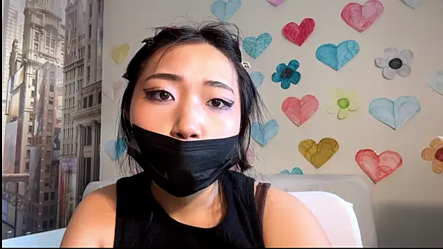 SweetMiaXO: вебкам-шоу