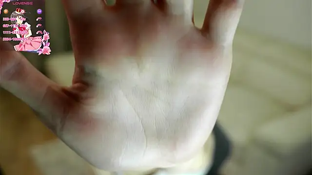 Živý XXX chat HermaFrain