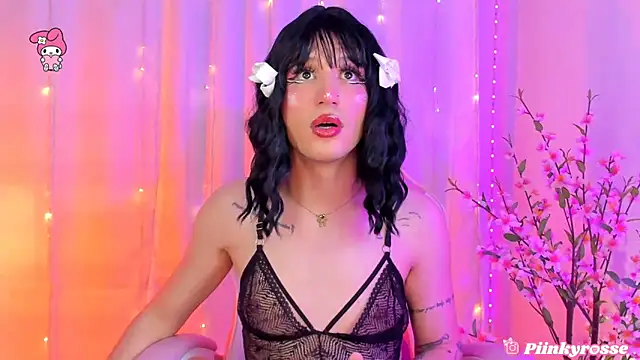 Pinkyrossen Live XXX chat