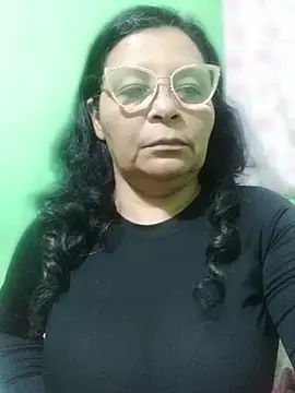 Amarantha25's Live XXX Chat