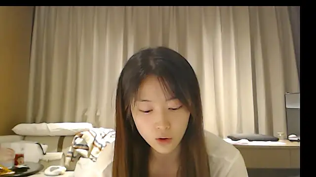 Mimi-cnbaby live XXX chat