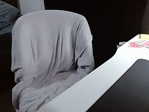 VAZAK 在線直播表演