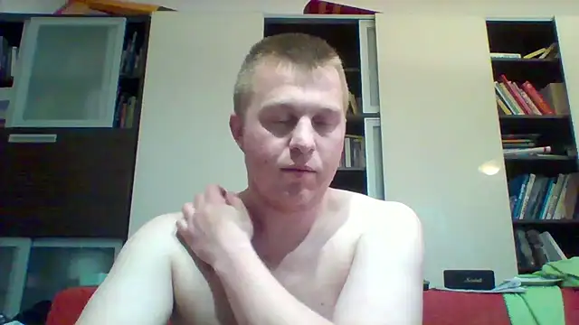 Show modela Matttthees na web-kameri