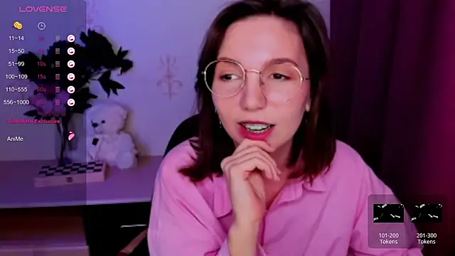 XXX chat uživo modela KindHazelHere_