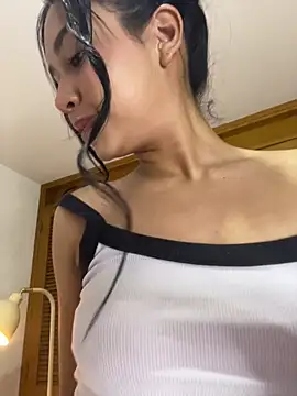 Soe_Love Chat XXX live