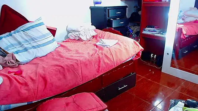 MariamGray1 – Live XXX-chat