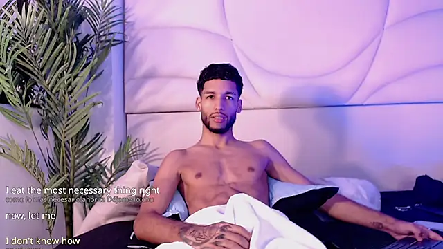 Thiagoferreti Adlı Modelin Web Kamerası Şovu