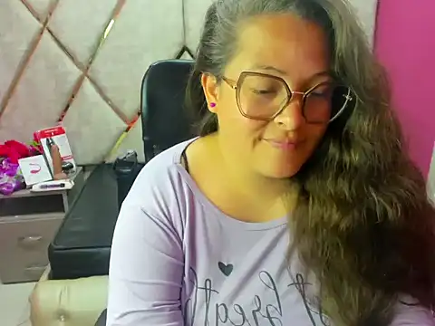 Sarah_Boobs_'s Live XXX Chat