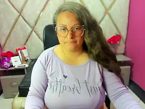 Sarah_Boobs_: απευθείας συνομιλία ΧΧΧ