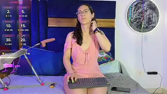 Andromeda-jade live XXX chat