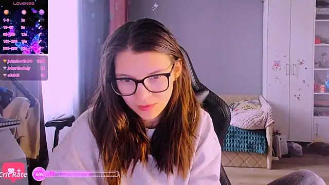 MollyLollipop live XXX chat