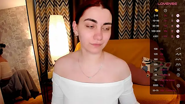 hannacheekss_ Chat XXX in diretta