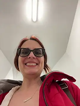 دردشة NataKitten الجنسية المباشرة