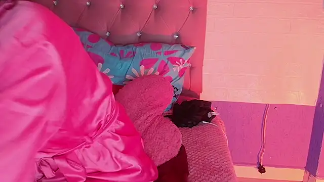 دردشة Saraa_Velvett الجنسية المباشرة