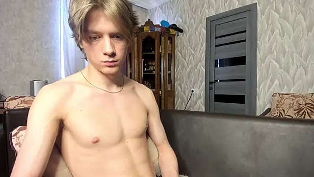 milkiwvy Show in webcam