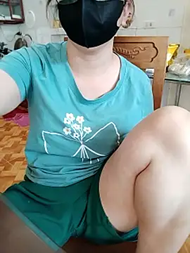 XXX chat uživo modela LiilyZi