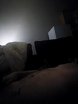 walker1979: διαδικτυακό σόου στην κάμερα