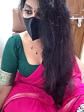 Živý XXX chat Roja-Telugu777