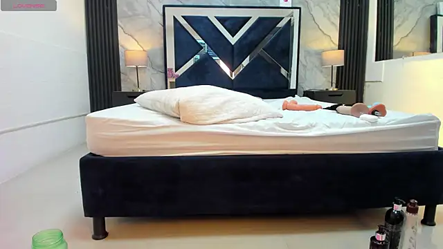 VanessaHard_as 라이브 XXX 채팅