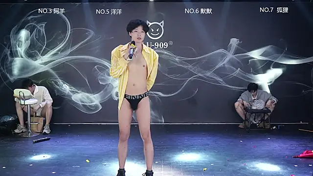 MS-180-: онлайн-секс-чат