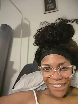 Chat XXX en directo de CharlottX