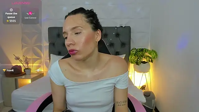 valeryn__rosse Live XXX Chat