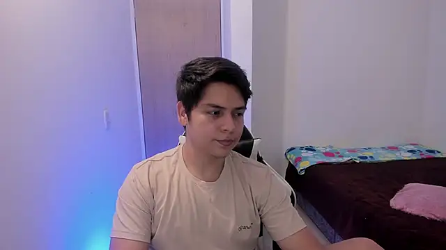 Asta_YunoXXX Adlı Modelin Canlı XXX Sohbeti