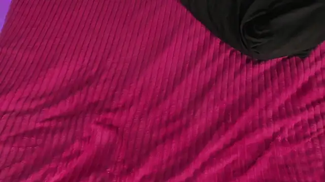 Chatroom XXX en direct de MiaKay1