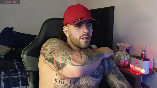 Вебкам-шоу Ades_Lowe