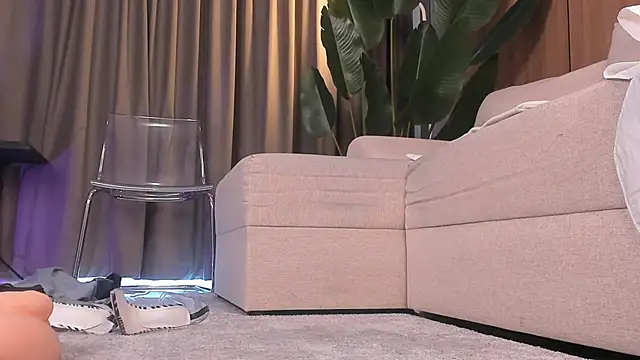 Chatroom XXX en direct de LisaAventi