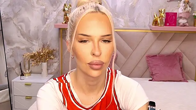 Chatroom XXX en direct de EvaXElfi