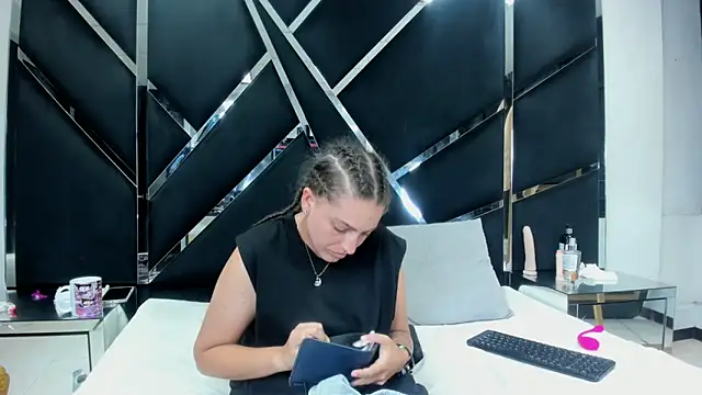 Alyssa_Noah webcam show