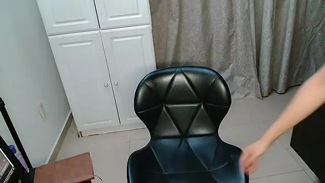 Dama_Scarlata18 现场XXX聊天